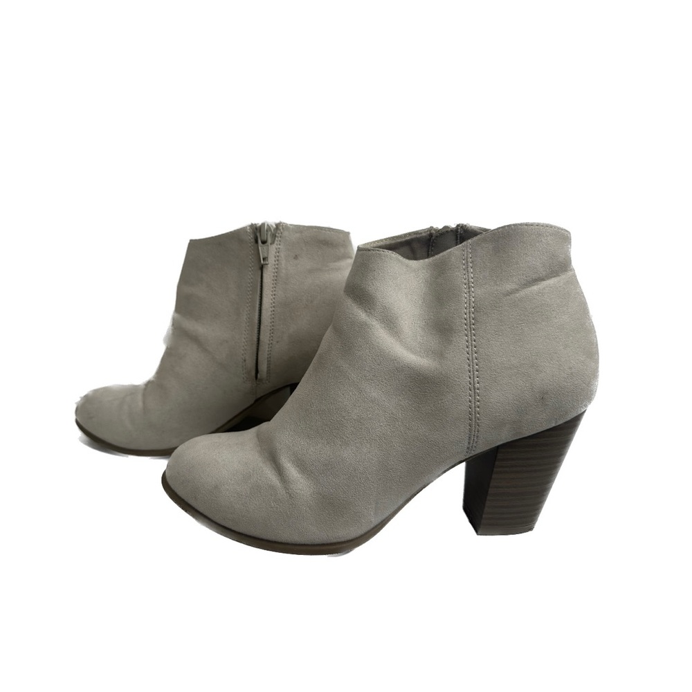 USE Old navy shoes